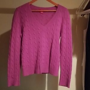 Cashmere v-neck sweater